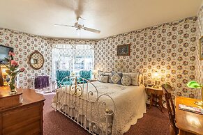 Apples Bed & Breakfast