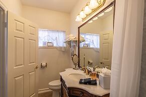 Apples Bed & Breakfast