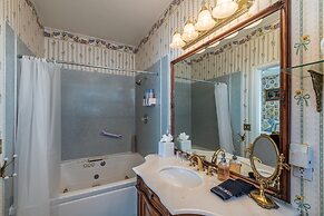 Apples Bed & Breakfast