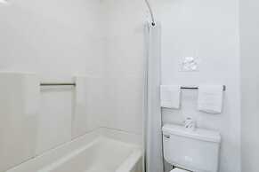 OYO Hotel Junction TX I-10