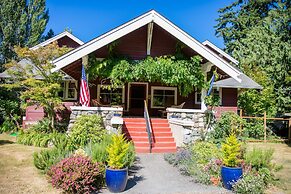 Kangaroo House B&B on Orcas Island