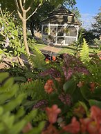 Cloran Mansion Bed & Breakfast