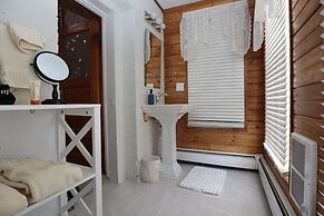 Cloran Mansion Bed & Breakfast