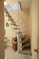 Cloran Mansion Bed & Breakfast