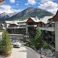Lodges at Canmore
