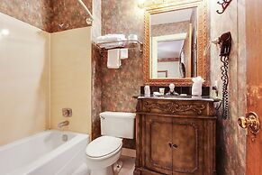 New Orleans Guest House