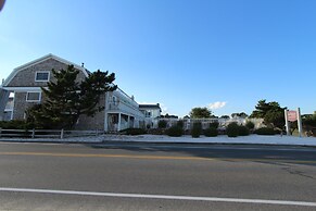 InnSeason Resorts Captain's Quarters