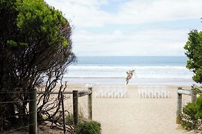 Mantra Lorne