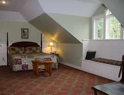 Kearsarge Inn