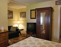 Kearsarge Inn