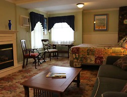 Kearsarge Inn