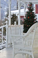 Kearsarge Inn