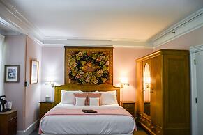 The Sayre Mansion Inn