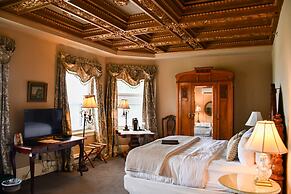 The Sayre Mansion Inn