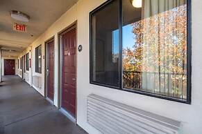 California Inn & Suites Rancho Cordova - Sacramento