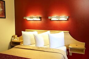 California Inn & Suites Rancho Cordova - Sacramento