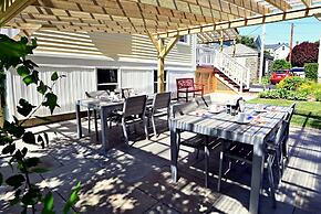 Beech Tree Inn & Cottage