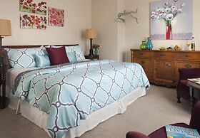 Beech Tree Inn & Cottage