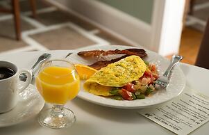 Beech Tree Inn & Cottage