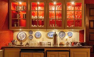 Ivy Lodge Bed & Breakfast