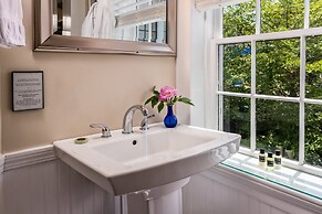 Samuel Durfee House B&B