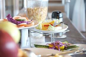 The Point Hotel & Spa