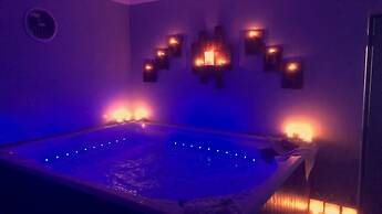 The Point Hotel & Spa