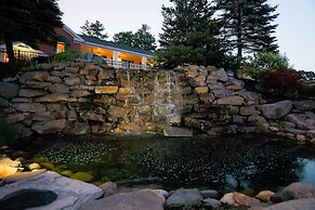 InnSeason Resorts The Falls at Ogunquit
