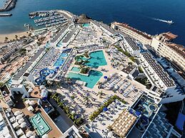 Servatur Puerto Azul