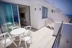 Servatur Puerto Azul