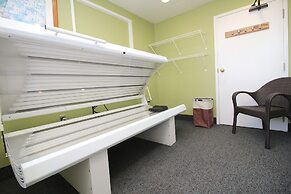 Ocean Sands Resort, Oceanfront, Virginia Beach by Vacatia