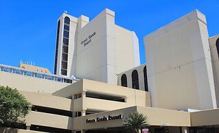 Ocean Sands Resort, Oceanfront, Virginia Beach by Vacatia