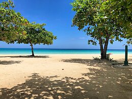 Negril Beach Club