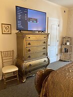The Cypress Inn Bed & Breakfast