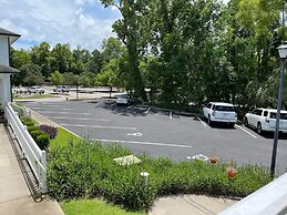 The Cypress Inn Bed & Breakfast