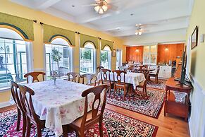The Cypress Inn Bed & Breakfast