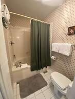 The Cypress Inn Bed & Breakfast