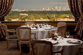 Pavillon Henri IV Hotel Restaurant Gastronomique Terrasse