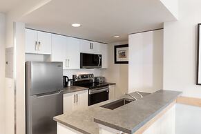 Tyndall Stone Lodge by Whiski Jack