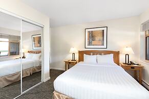 Tyndall Stone Lodge by Whiski Jack