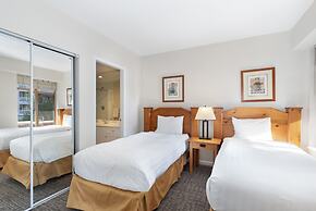 Tyndall Stone Lodge by Whiski Jack