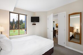 Tyndall Stone Lodge by Whiski Jack