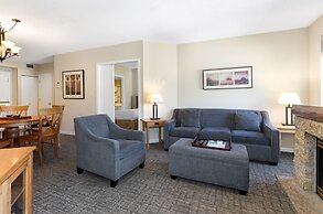 Tyndall Stone Lodge by Whiski Jack