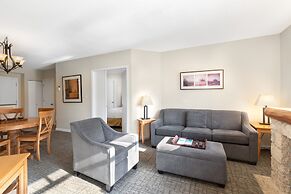 Tyndall Stone Lodge by Whiski Jack