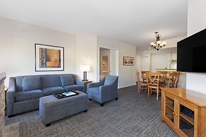 Tyndall Stone Lodge by Whiski Jack