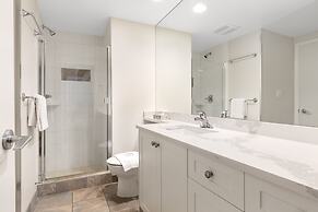 Tyndall Stone Lodge by Whiski Jack