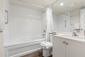 Tyndall Stone Lodge by Whiski Jack