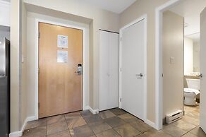 Tyndall Stone Lodge by Whiski Jack