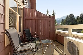 Tyndall Stone Lodge by Whiski Jack