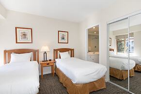 Tyndall Stone Lodge by Whiski Jack